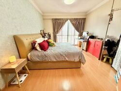 yew-mei-green photo thumbnail #4